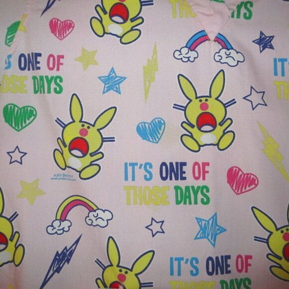 Happy Bunny RAINBOW One Of Those Days SCRUB Top Size M V-NECK Short Sleeve POCKE - Picture 1 of 11